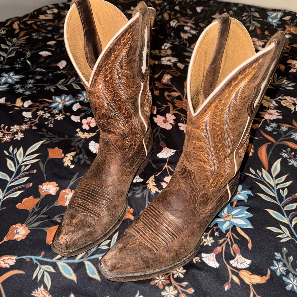 Ariat Brown Leather Cowboy Western Boots